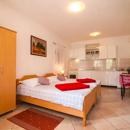 Old Town Accommodation Bol Extérieur photo