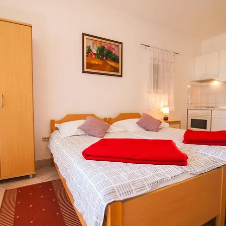 Old Town Accommodation Bol Extérieur photo
